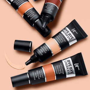 Bye Bye Under Eye Concealer Light Buff
