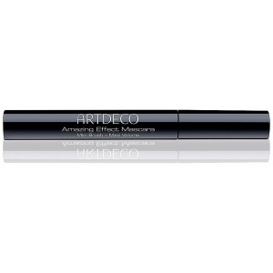 Ad Mascara Amazing Effect...